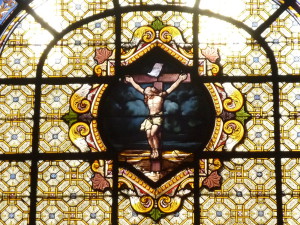 Crucifix vitrail