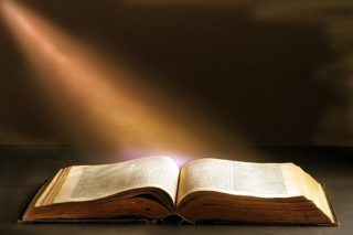 Les enjeux du « Dimanche de la Parole de Dieu » (Fr Manuel Rivéro)